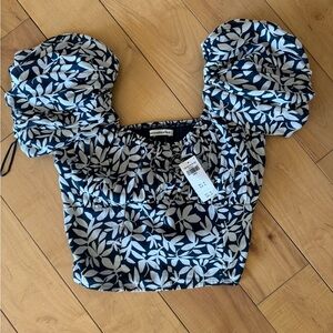 Abercrombie Blue and White Puff Sleeve Top